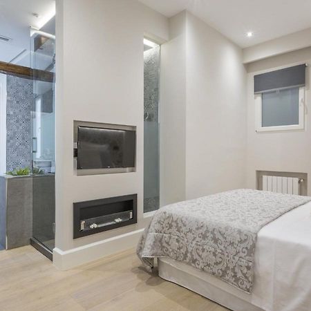 Charming City Center Apartment For 4 Perfect Location, Espoz Y Mina III Мадрид Екстериор снимка