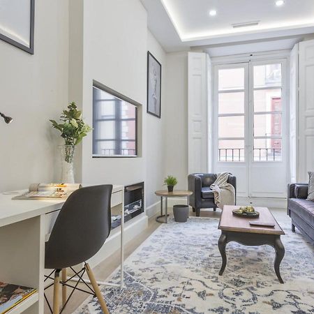 Charming City Center Apartment For 4 Perfect Location, Espoz Y Mina III Мадрид Екстериор снимка