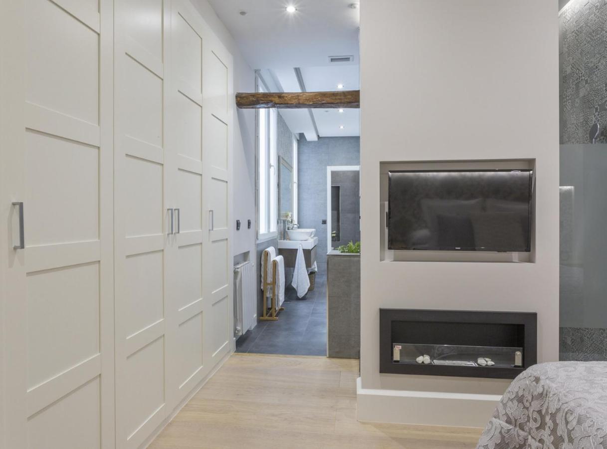 Charming City Center Apartment For 4 Perfect Location, Espoz Y Mina III Мадрид Екстериор снимка